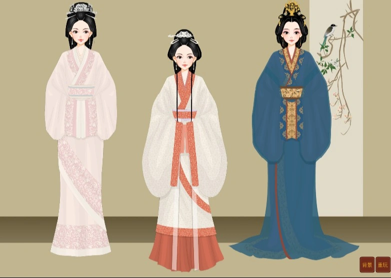 Three stages. One soul                                                                                                                                                 Middle: teen.
Left: twenties.
Right: married.                    